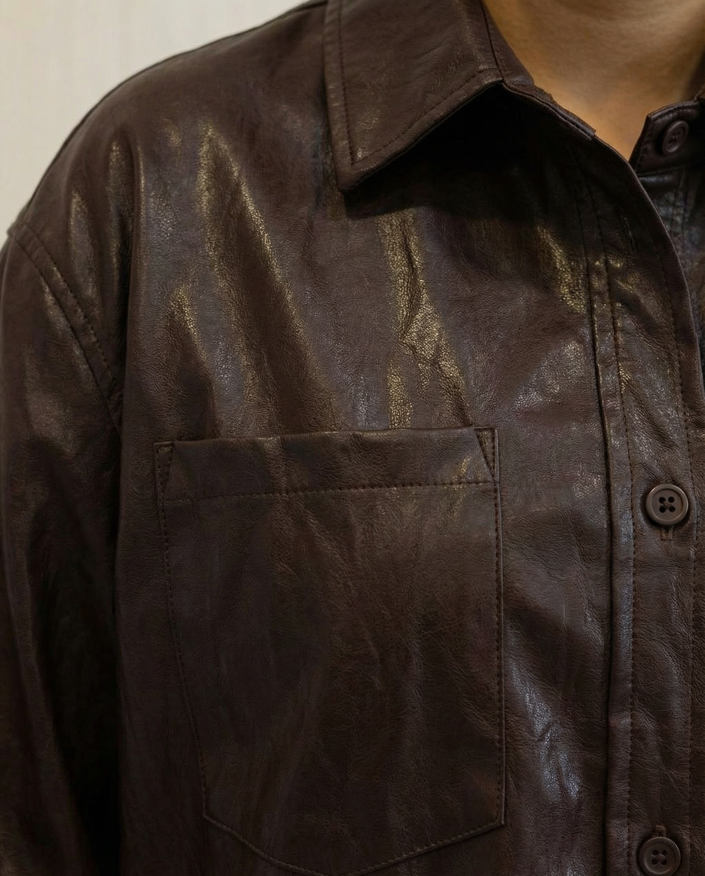 Camisa Ecocuero Aura Oversize