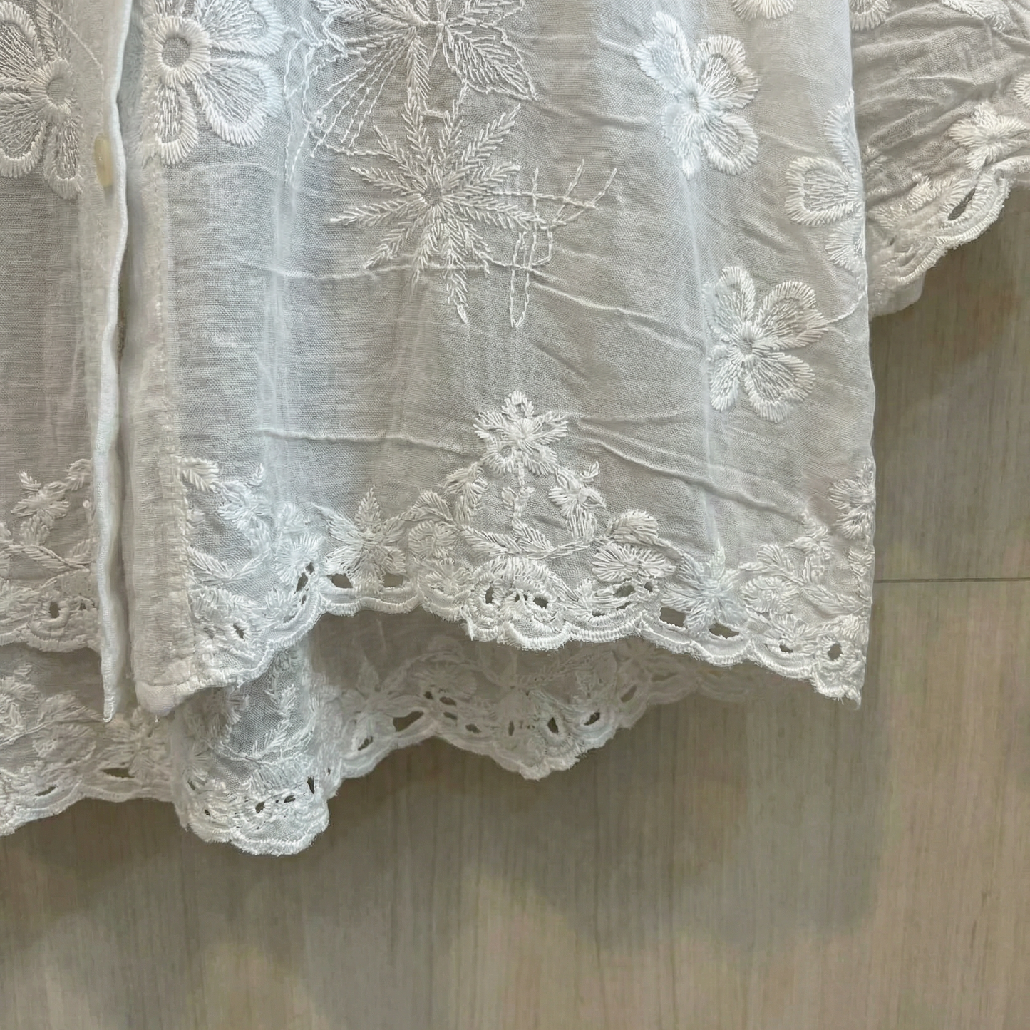 Camisa Broderie Floral Manga 3/4