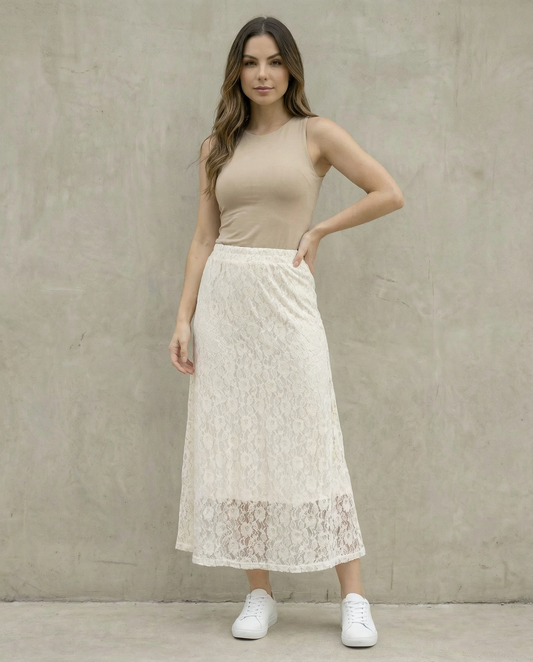 Falda Maxi de Encaje – Silueta Fluida